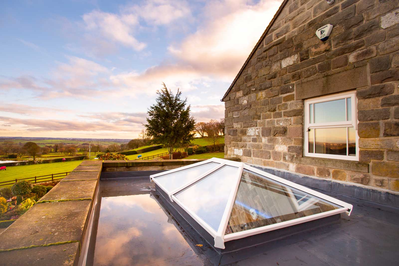 Roof lanterns